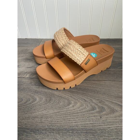 Reef Platform Sandals Women’s Size 7.5 Cushion Vista Hi Platform NEW, Boho Beach - Picture 1 of 6